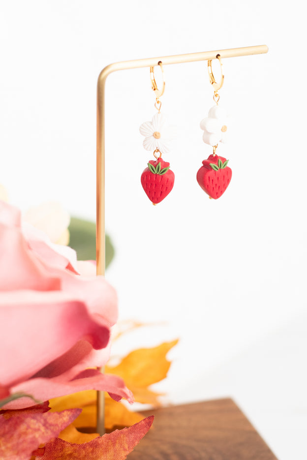 Strawberry & Daisy Clay Beads [Pre-Order]