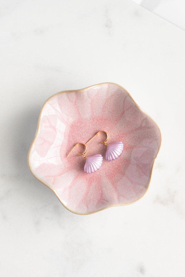 Dainty Sea Shell Bead Earrings (Purple)